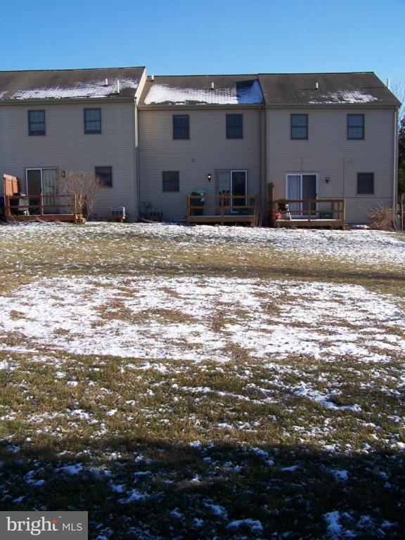 98 Robinhill Drive Lititz, PA 17543 - Photo 7 of 8