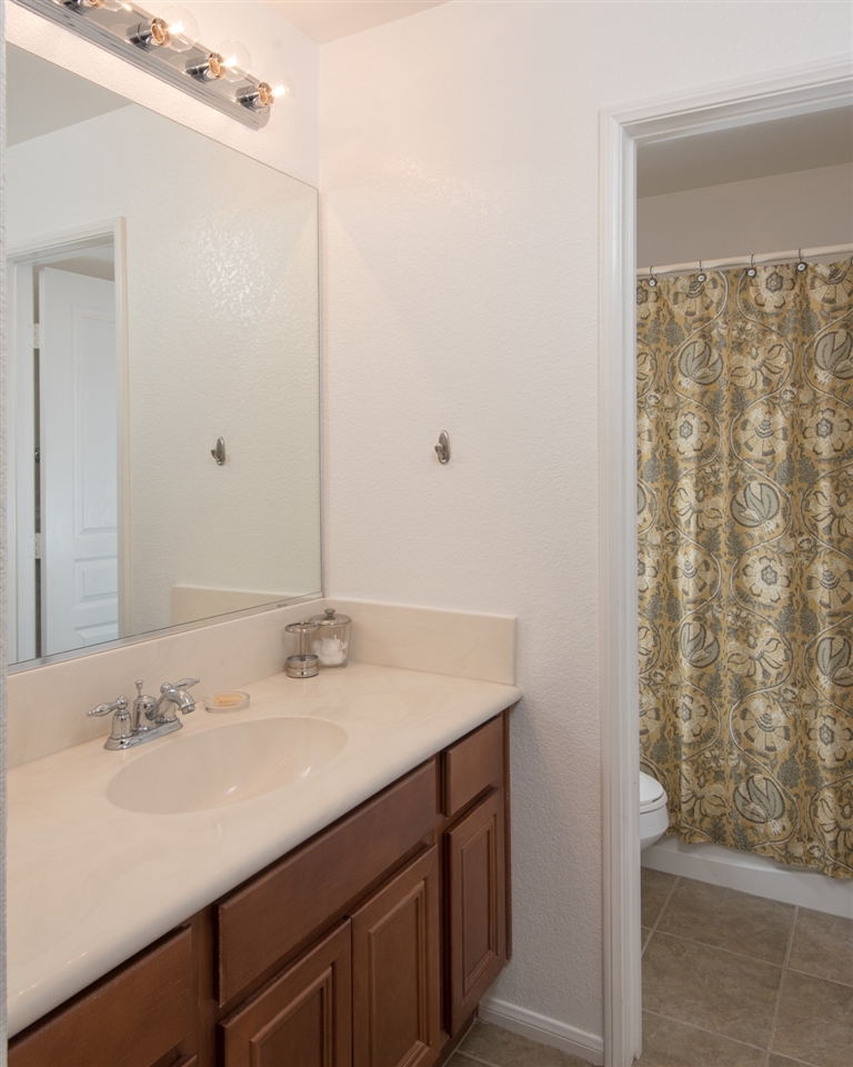 824 Almond Road San Marcos, CA 92078 - Photo 12 of 22 Gallery Image 12