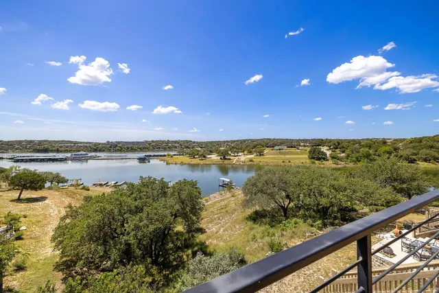 $400,000 | 305 Venture Boulevard South, Lago Vista, TX 78645