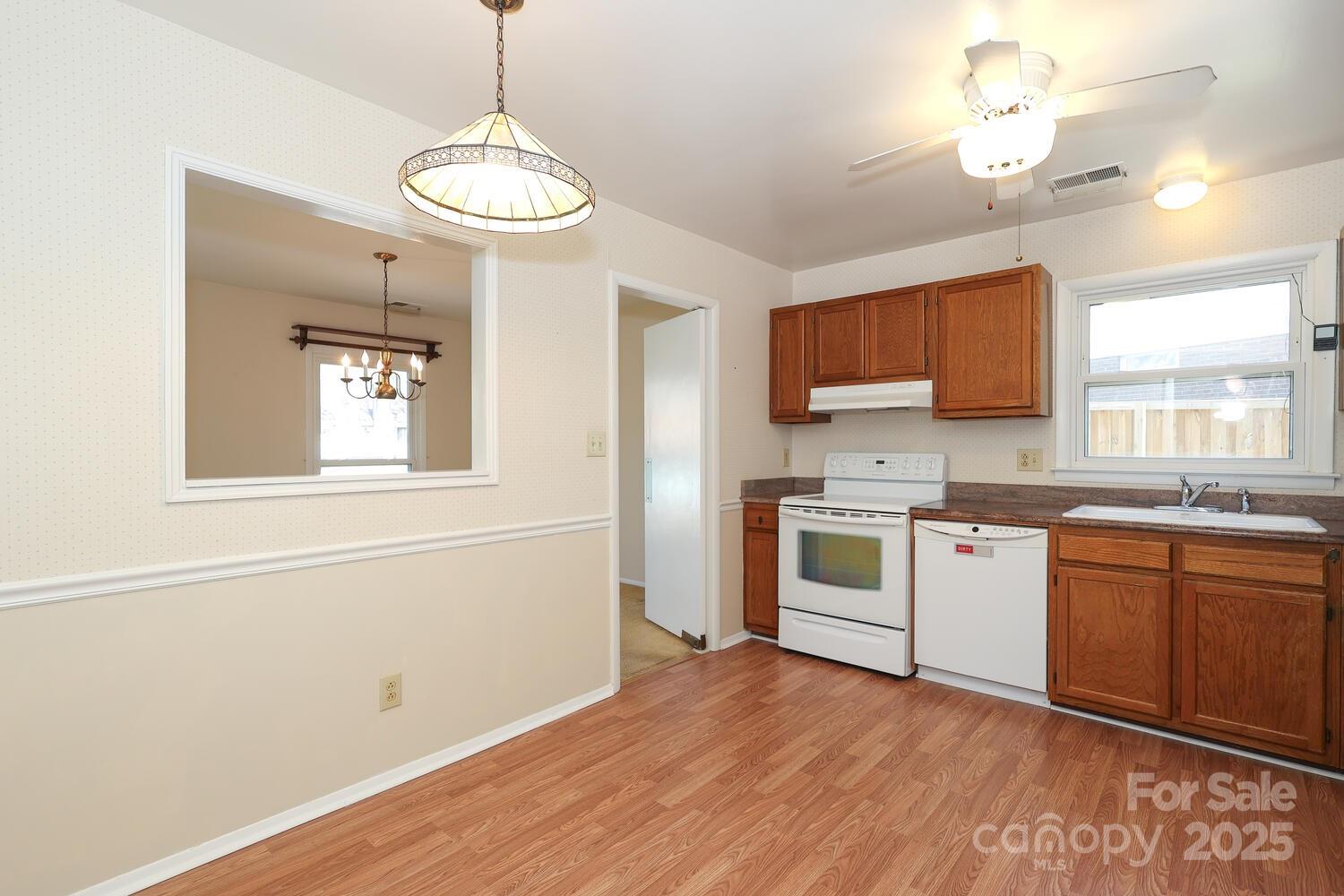 8817 Tree Haven Drive Charlotte, NC 28270 - Photo 13 of 33