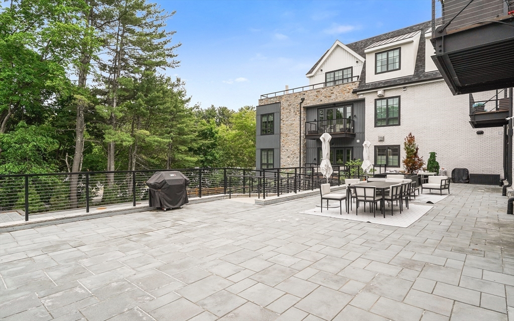 148 Weston Road, Unit 304 Wellesley, MA 02482 - Photo 29 of 33
