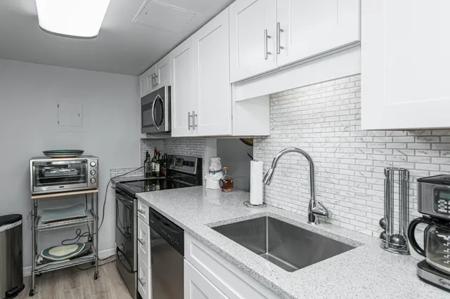 $210,000 | 207 5th Avenue Southwest, Unit 208, Rochester, MN 55902