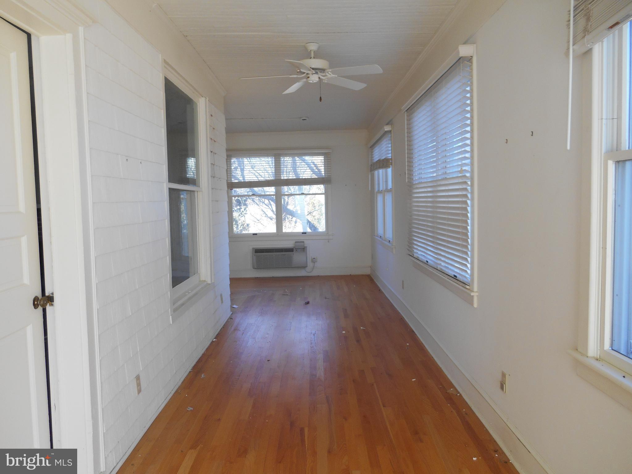 28151 Alms House Road Oxford, MD 21654 - Photo 13 of 30 Interior (General)