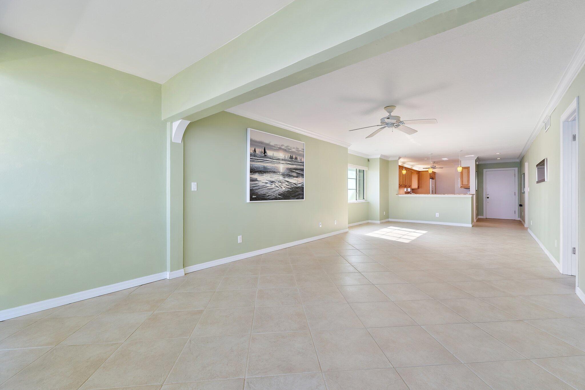 175 Southeast St Lucie Boulevard, Unit E130 Stuart, FL 34996 - Photo 19 of 39 Living Area