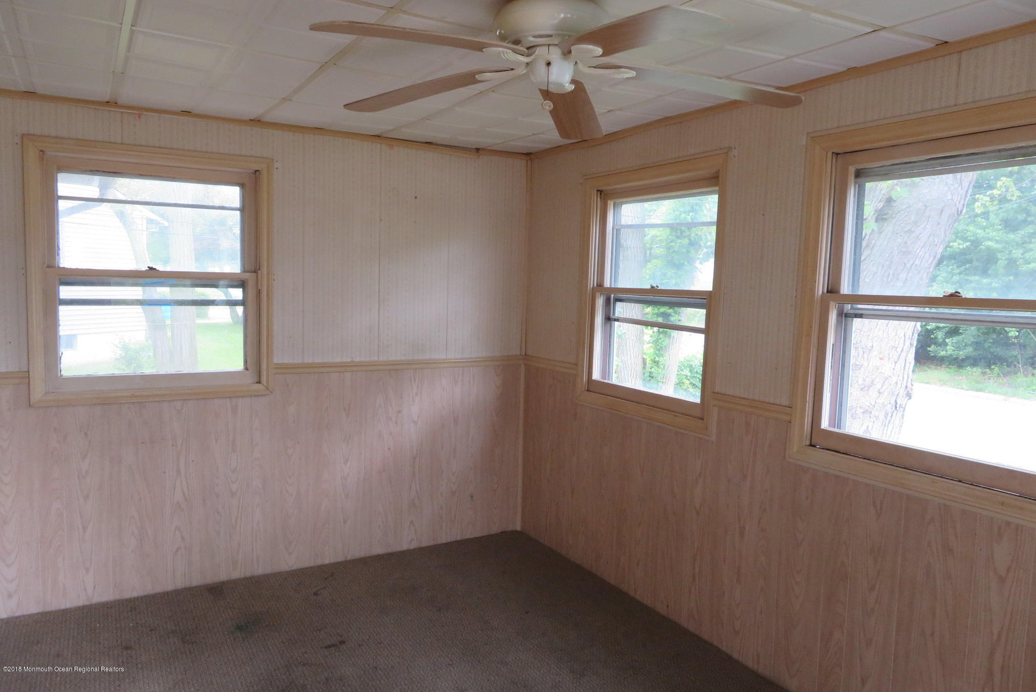 9 Amherst Road Toms River, NJ 08757 - Photo 3 of 12 IMG_4304