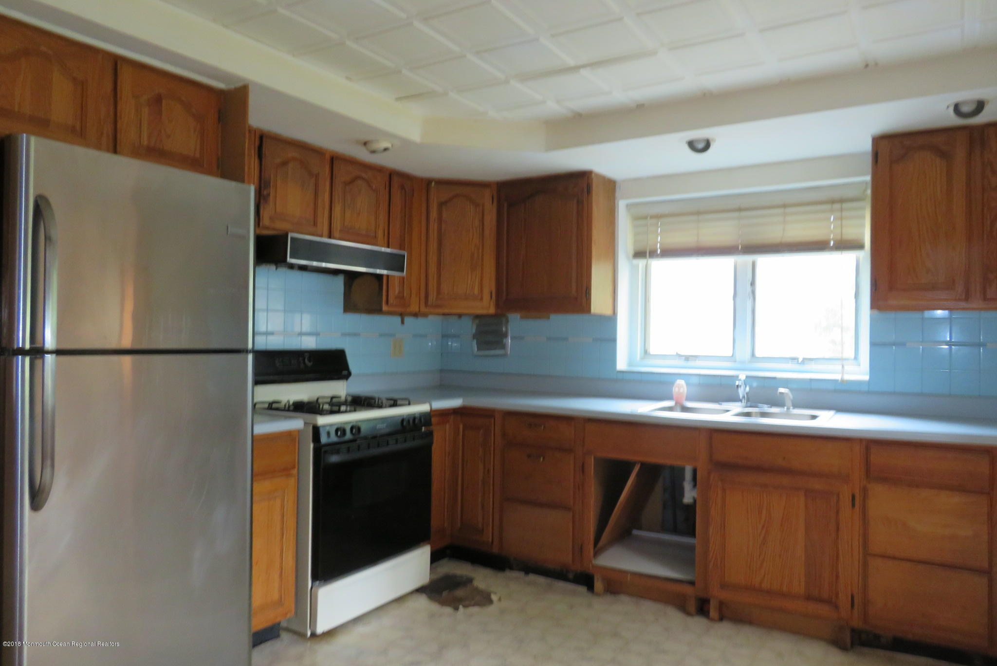 9 Amherst Road Toms River, NJ 08757 - Photo 8 of 12 IMG_4294
