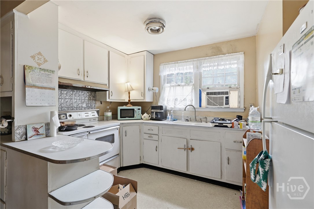 57 Pine Valley Road Savannah, GA 31404 - Photo 12 of 29