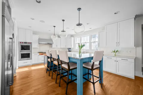 $3,195,000 | 412 Central Avenue, Wilmette, IL 60091