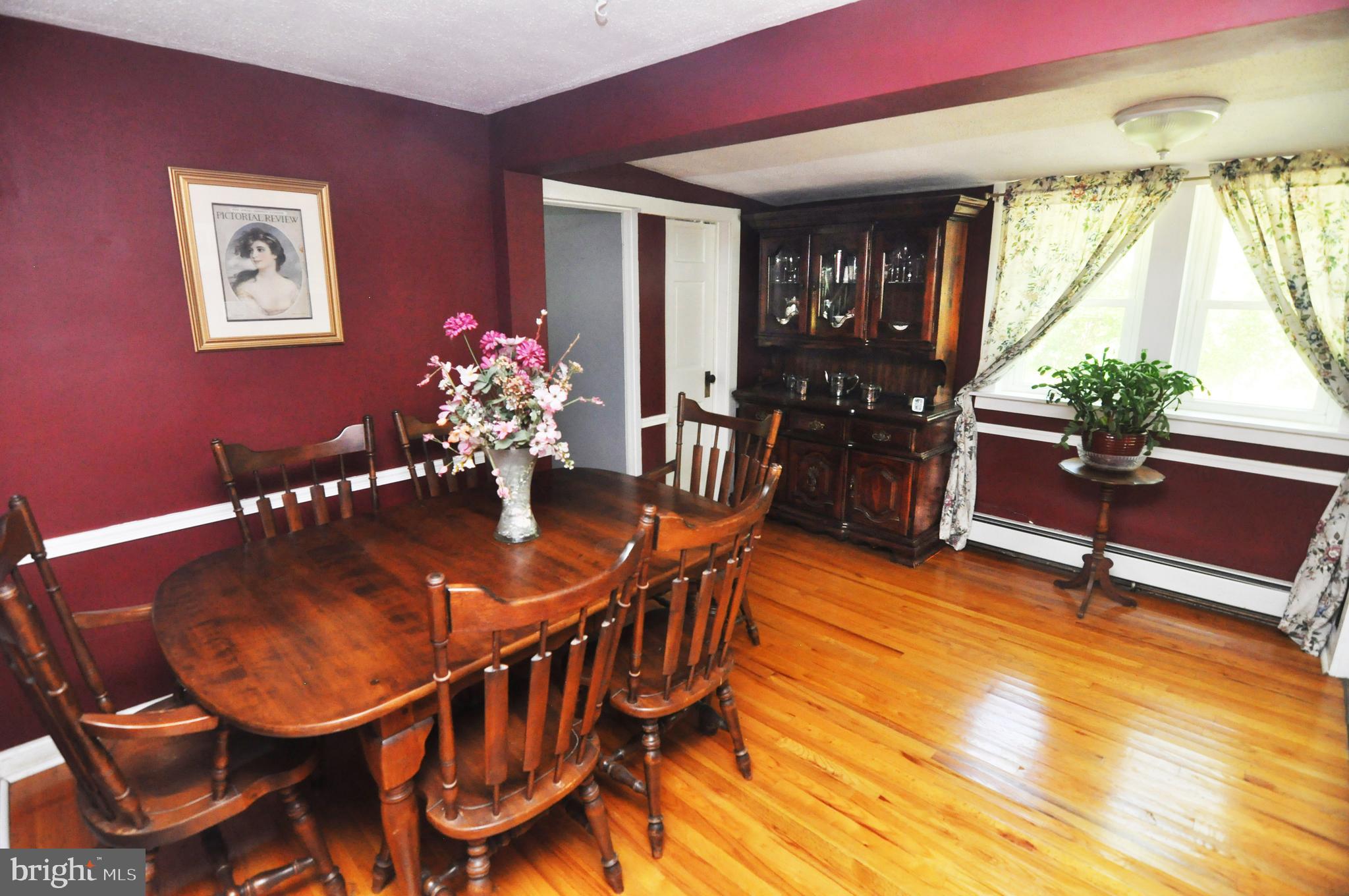 497 Back Mountain Road Winchester, VA 22602 - Photo 21 of 42 Dining room