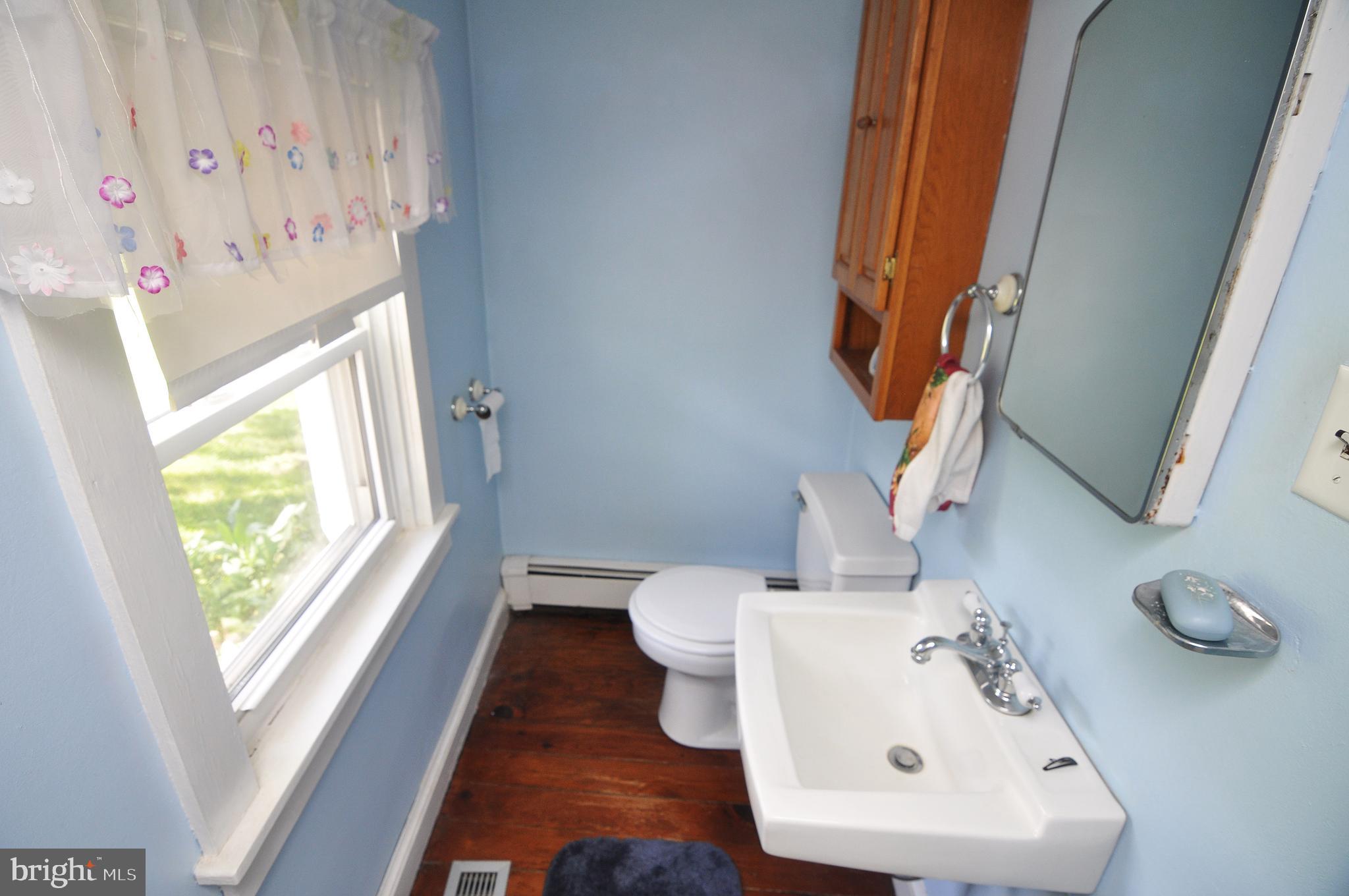 497 Back Mountain Road Winchester, VA 22602 - Photo 24 of 42 Half bath in bedroom