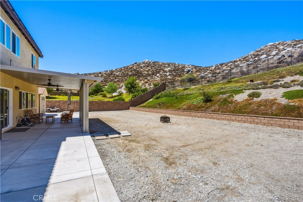 29853 White Ridge Road Winchester, CA 92596 - Photo 4 of 61 huge yard with views and open space