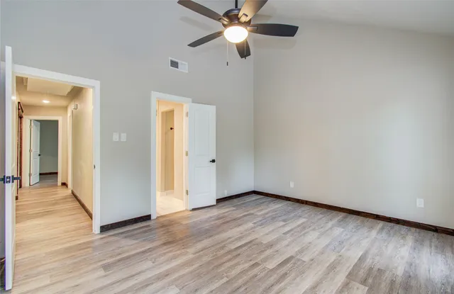 $1,800 | 712 Player Court, Conroe, TX 77302