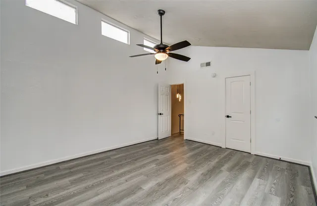 $1,800 | 712 Player Court, Conroe, TX 77302