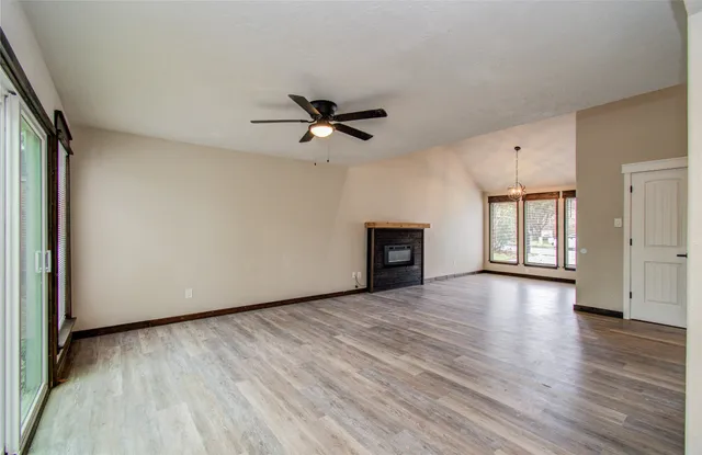 $1,800 | 712 Player Court, Conroe, TX 77302