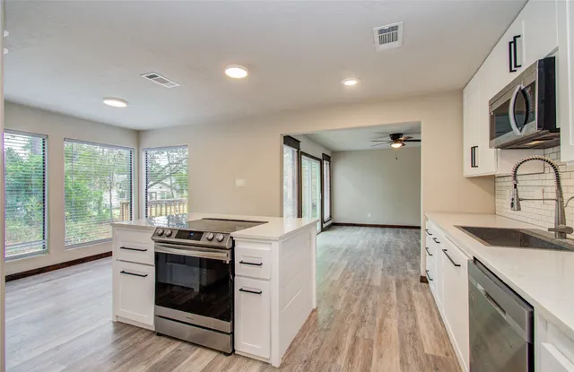 $1,800 | 712 Player Court, Conroe, TX 77302