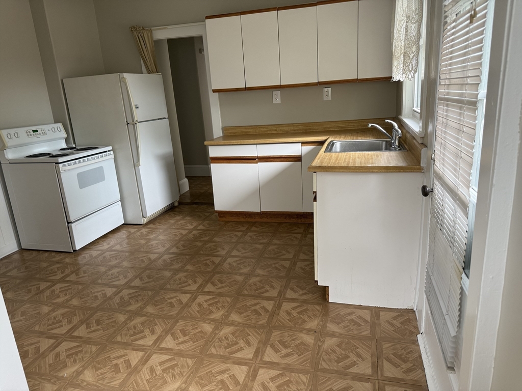 31 Revere Road, Unit 1 Quincy, MA 02169 - Photo 8 of 11