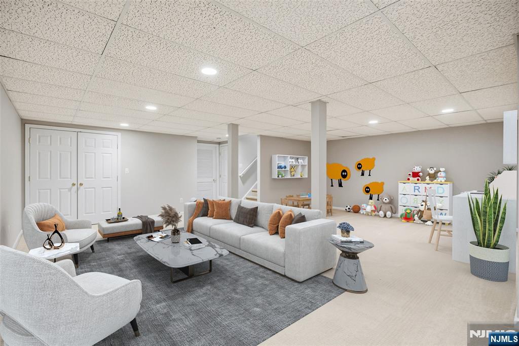 6 Schweinberg Drive, Unit R Roseland, NJ 07068 - Photo 37 of 48
