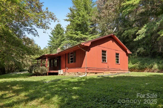 $285,000 | 1395 Tillery Br Road, Marshall, NC 28753