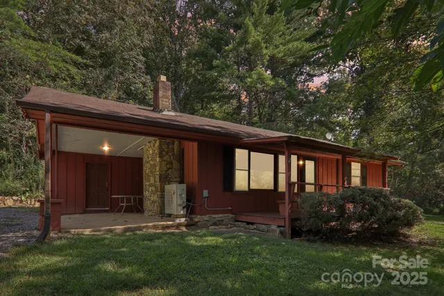 $285,000 | 1395 Tillery Br Road, Marshall, NC 28753