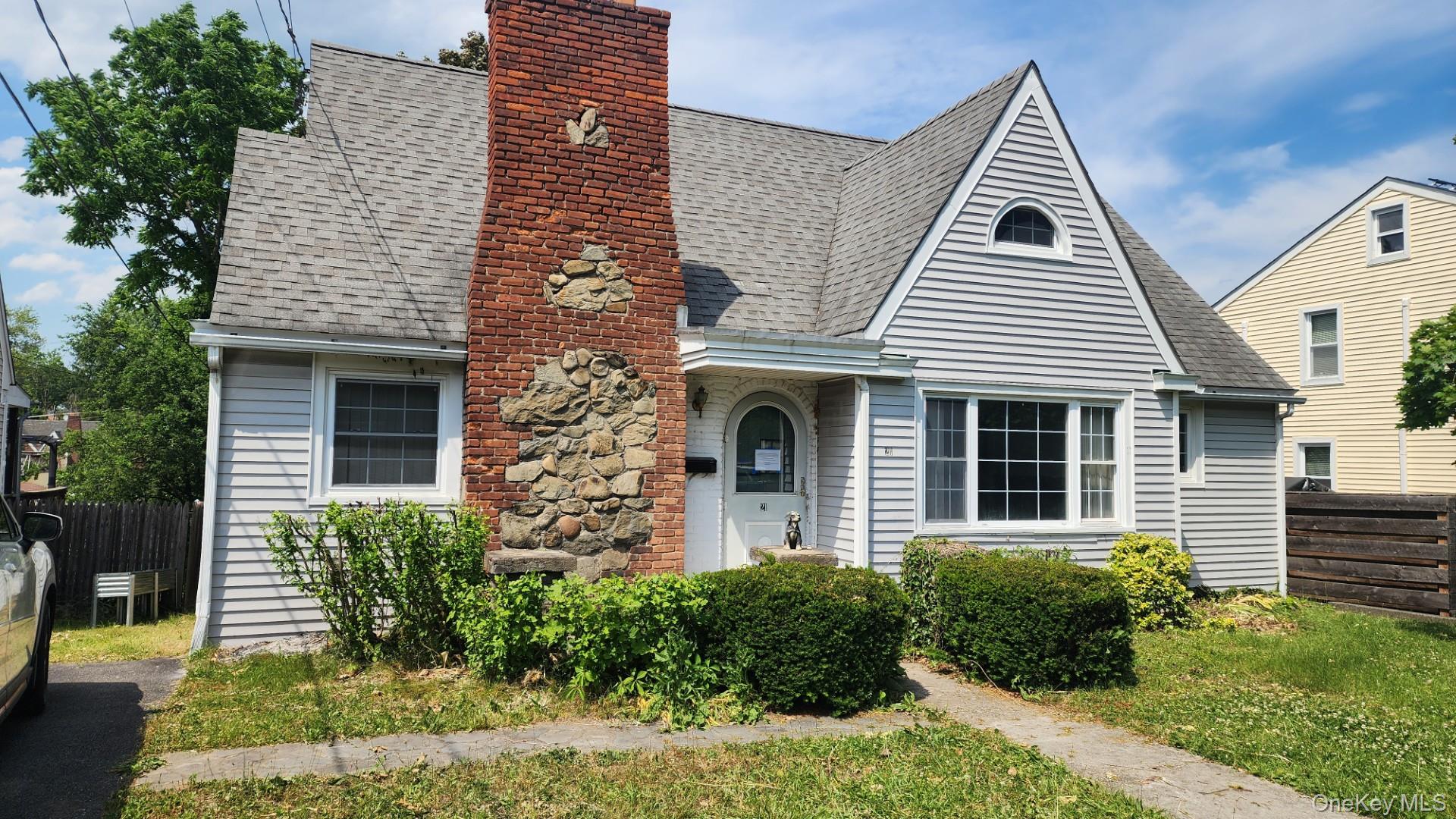21 Marple Road Poughkeepsie, NY 12603 - Photo 1 of 24