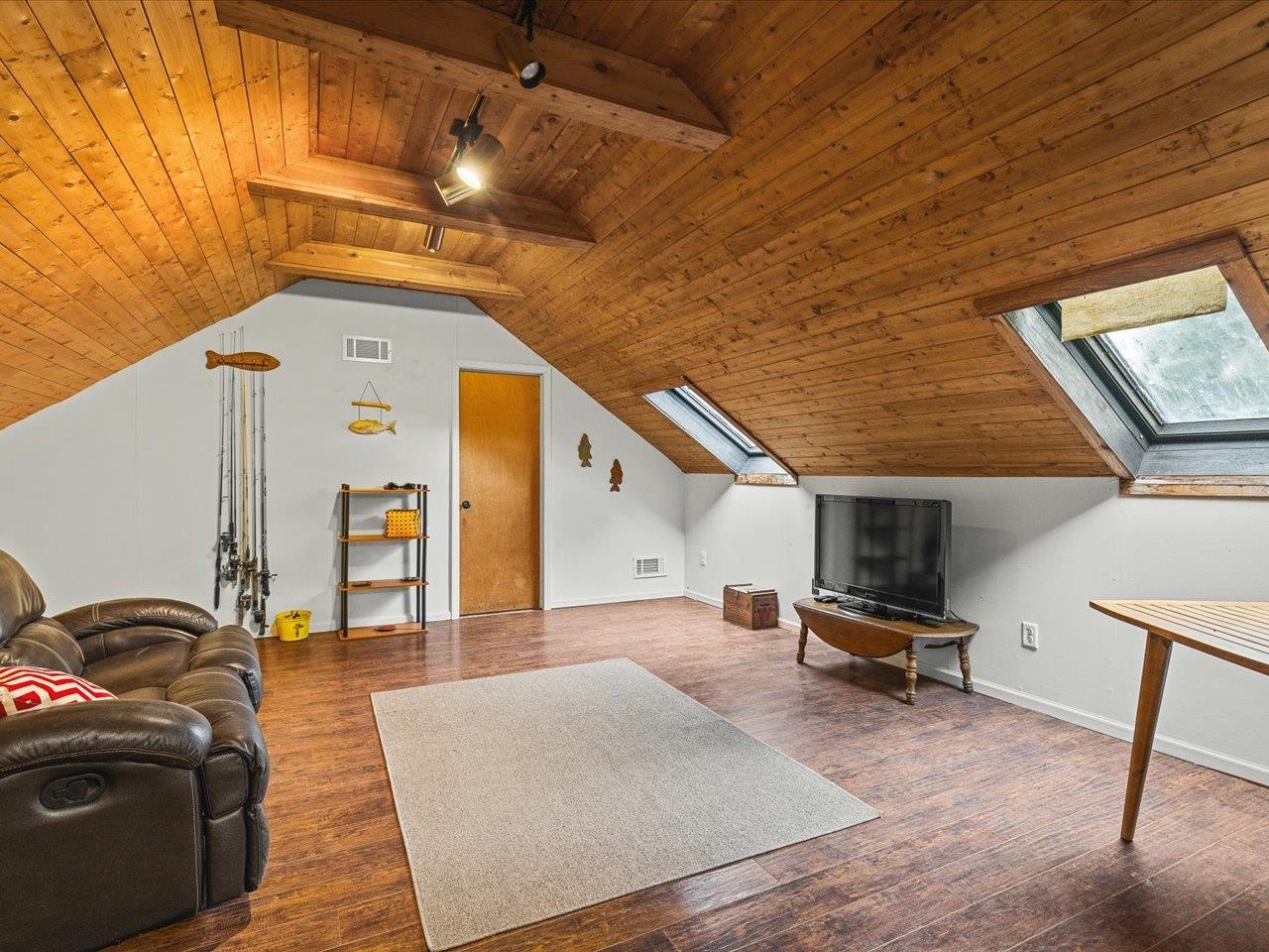 2136 East Ridge Road Beloit, WI 53511 - Photo 19 of 32