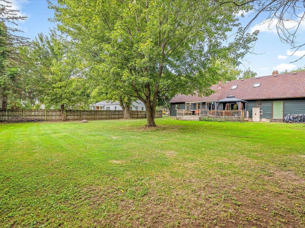 2136 East Ridge Road Beloit, WI 53511 - Photo 31 of 32