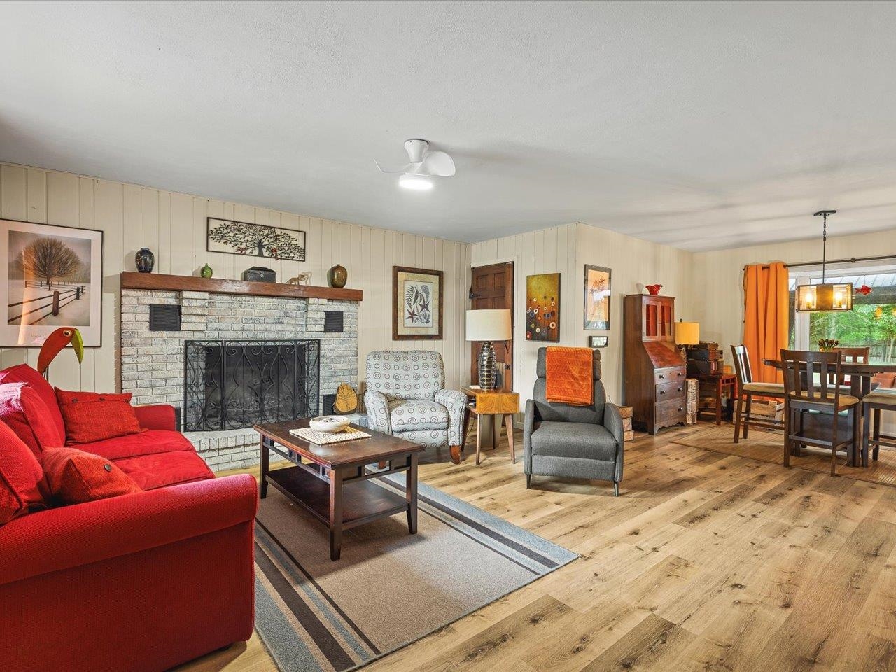 2136 East Ridge Road Beloit, WI 53511 - Photo 5 of 32