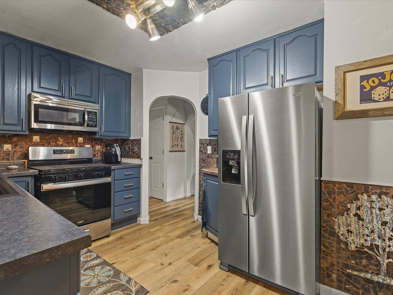 2136 East Ridge Road Beloit, WI 53511 - Photo 10 of 32