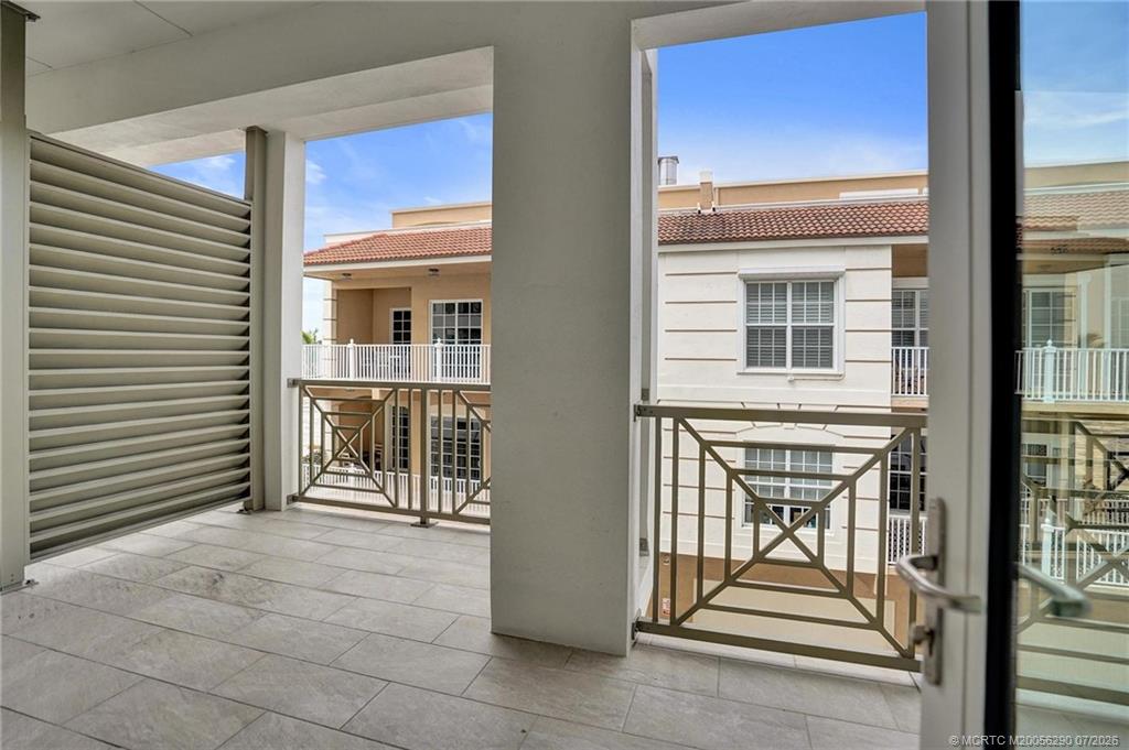 41 Southwest Seminole Street, Unit 310 Stuart, FL 34994 - Photo 28 of 68