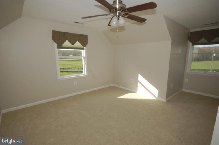 12908 Sagle Road Purcellville, VA 20132 - Photo 13 of 15 Bedroom #2