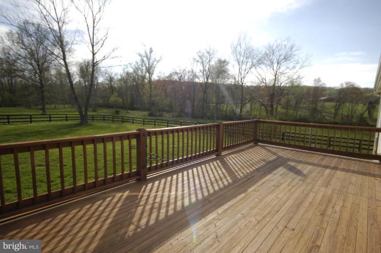 12908 Sagle Road Purcellville, VA 20132 - Photo 15 of 15 Deck