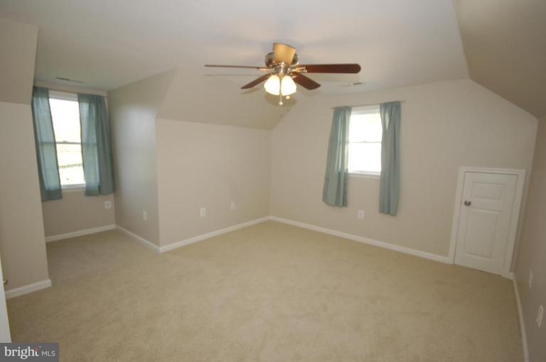 12908 Sagle Road Purcellville, VA 20132 - Photo 9 of 15 Bedroom #1