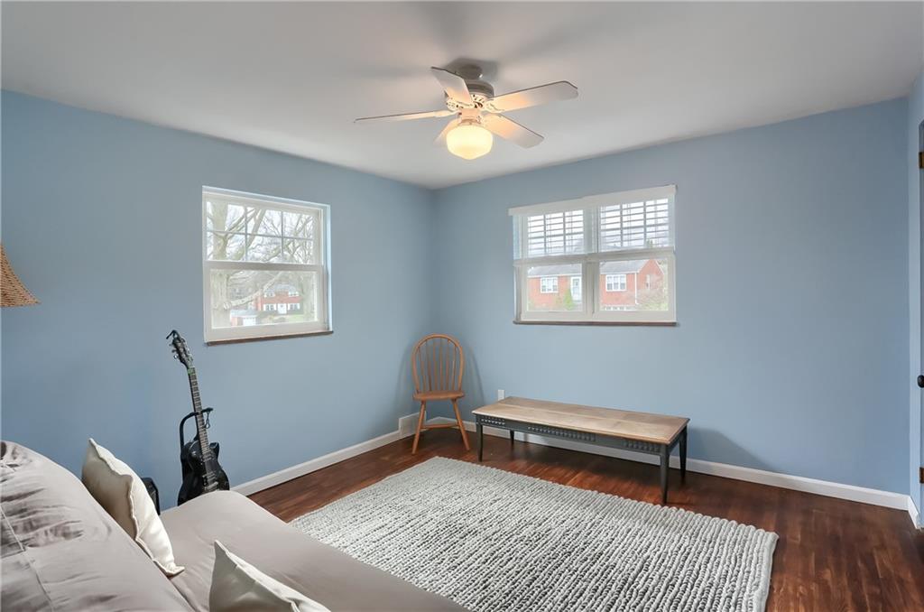 32 Robinhood Road Pittsburgh, PA 15220 - Photo 15 of 28 Gallery Image 15