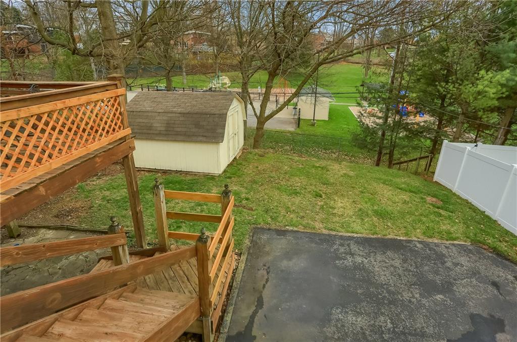 32 Robinhood Road Pittsburgh, PA 15220 - Photo 21 of 28 Gallery Image 21