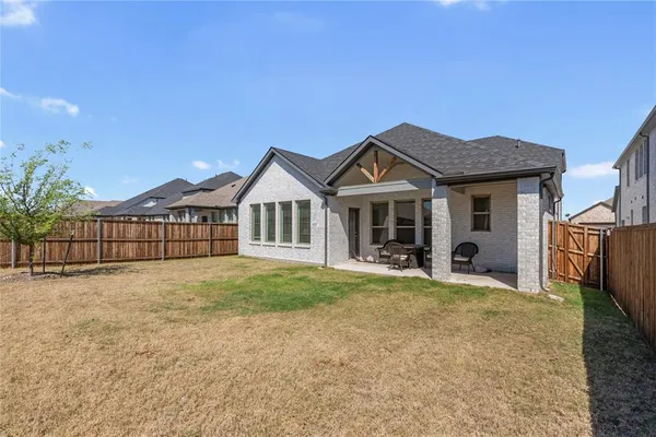 $409,000 | 576 Silver Springs Lane, Lavon, TX 75166