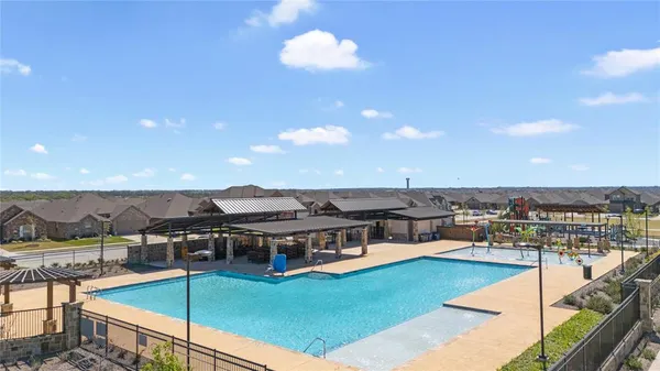 $409,000 | 576 Silver Springs Lane, Lavon, TX 75166