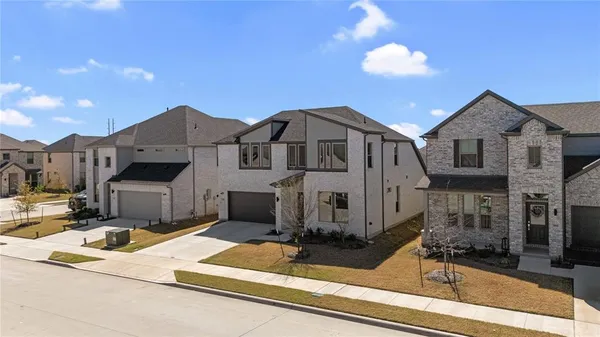 $409,000 | 576 Silver Springs Lane, Lavon, TX 75166