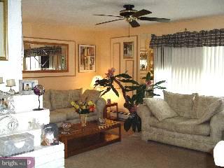 7 Idlewild Road Levittown, PA 19057 - Photo 2 of 6 Gallery Image 2