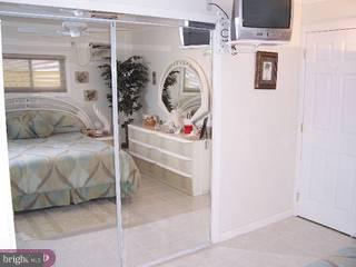 7 Idlewild Road Levittown, PA 19057 - Photo 5 of 6 Gallery Image 5