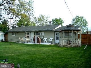 7 Idlewild Road Levittown, PA 19057 - Photo 6 of 6 Gallery Image 6