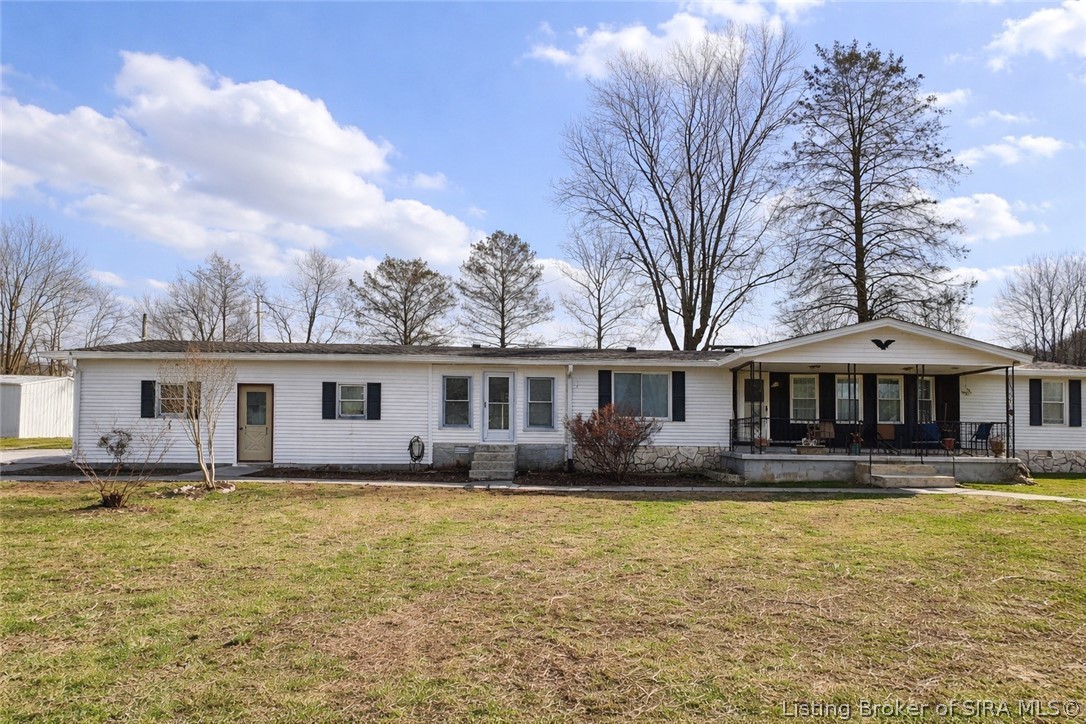 914 Orchard Street Mitchell, IN 47446 - Photo 1 of 24