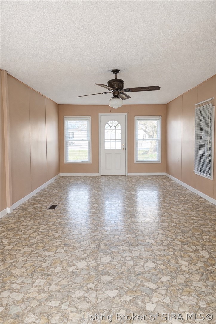 914 Orchard Street Mitchell, IN 47446 - Photo 22 of 24