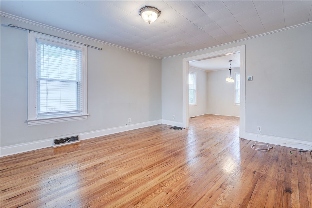 151 Hampden Road Rochester, NY 14610 - Photo 25 of 40