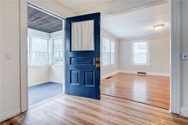 $1,995 | 151 Hampden Road, Rochester, NY 14610