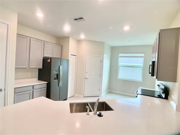 $2,599 | 16440 Champlain Street, Clermont, FL 34714