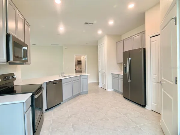 $2,599 | 16440 Champlain Street, Clermont, FL 34714
