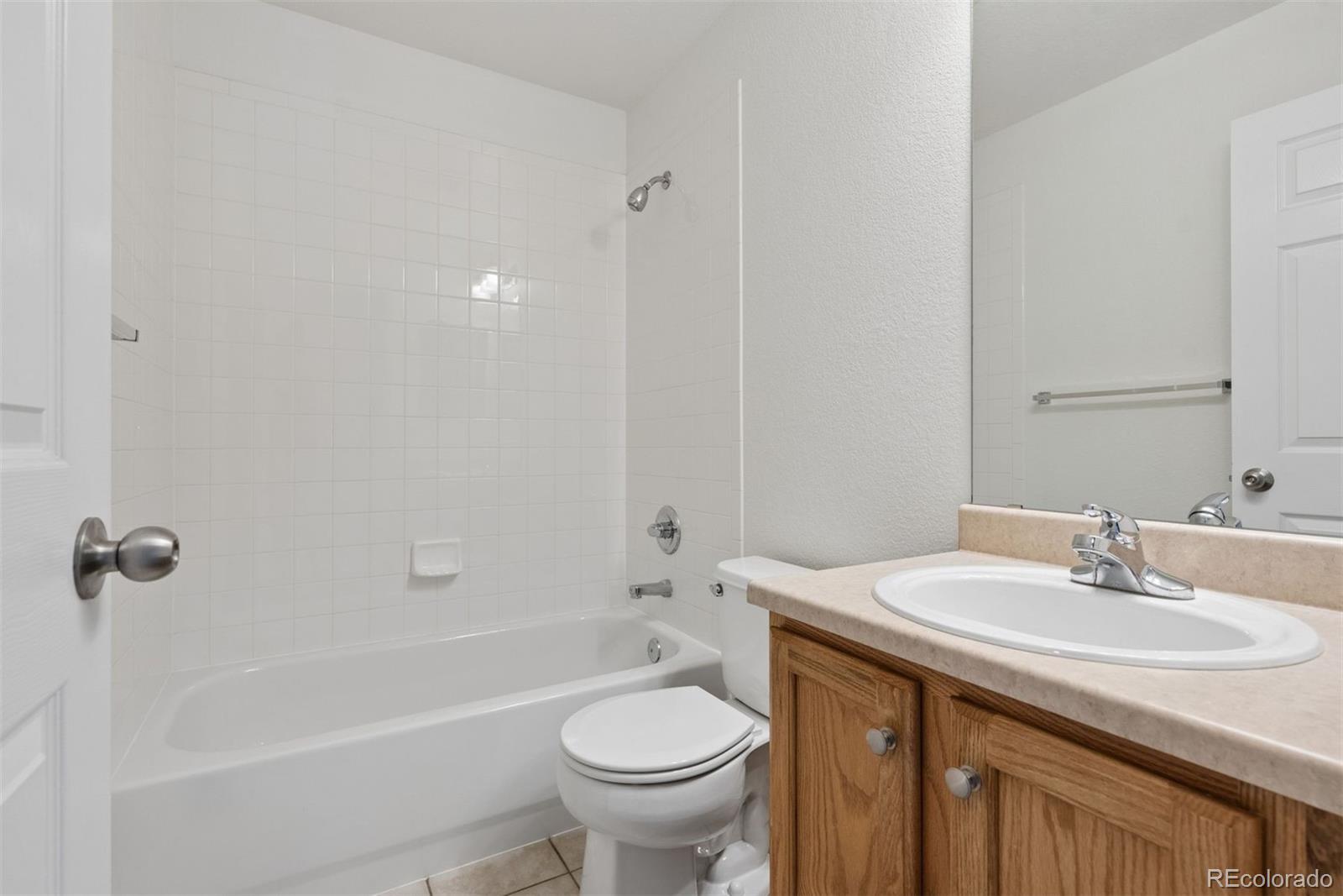 10747 Towerbridge Circle Highlands Ranch, CO 80130 - Photo 20 of 35