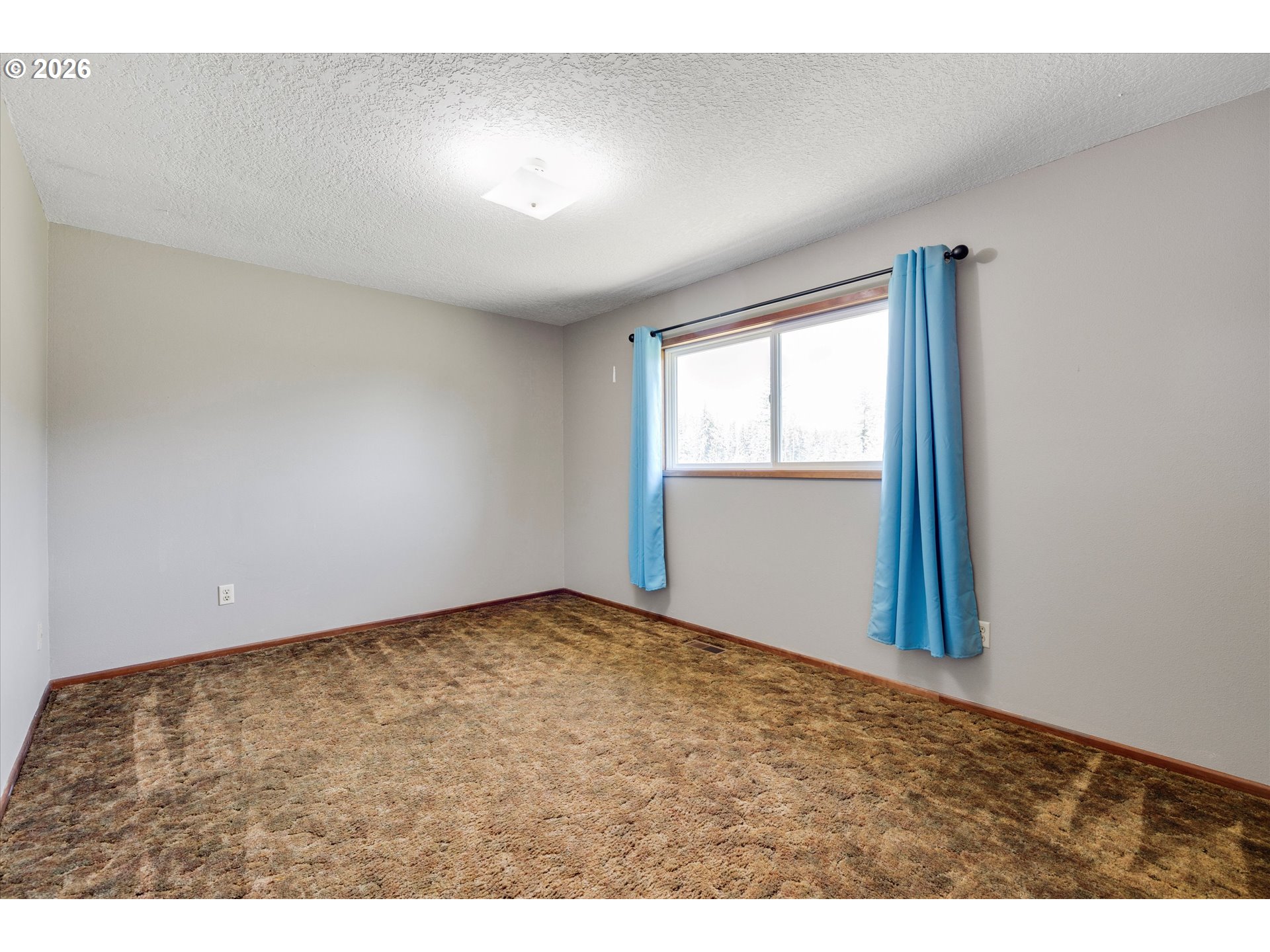 24271 South Larkin Road Beavercreek, OR 97004 - Photo 16 of 43 Gallery Image 16