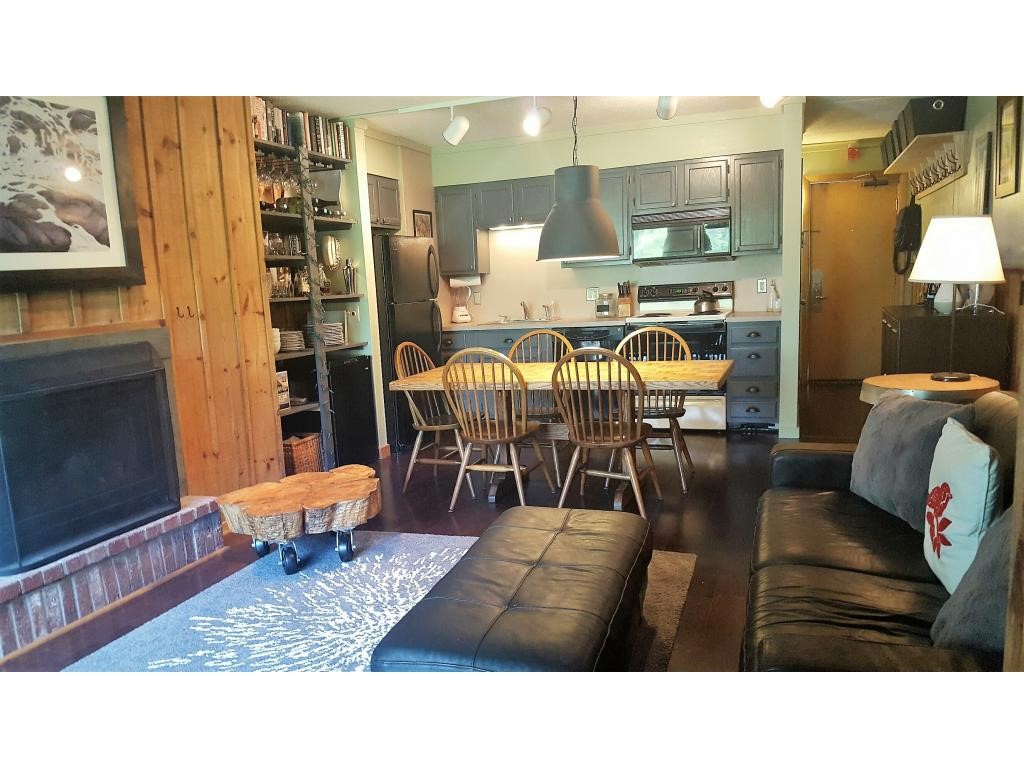 907 East Mountain Road, Unit H8 Killington, VT 05751 - Photo 4 of 23 Gallery Image 4