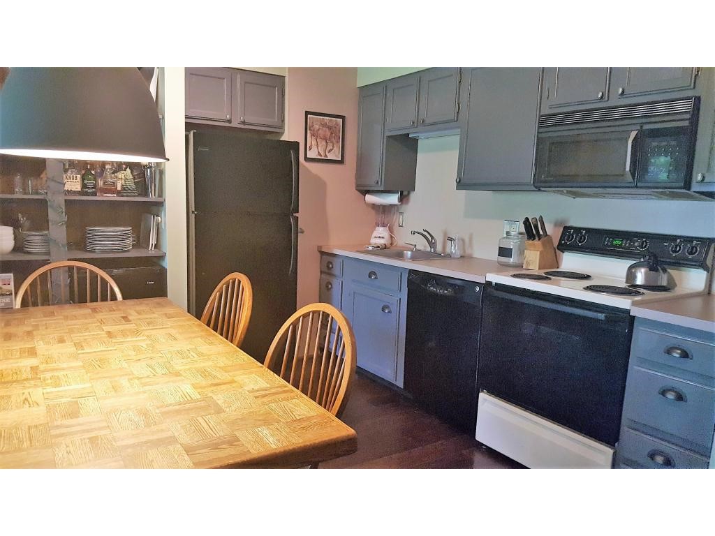 907 East Mountain Road, Unit H8 Killington, VT 05751 - Photo 7 of 23 Gallery Image 7